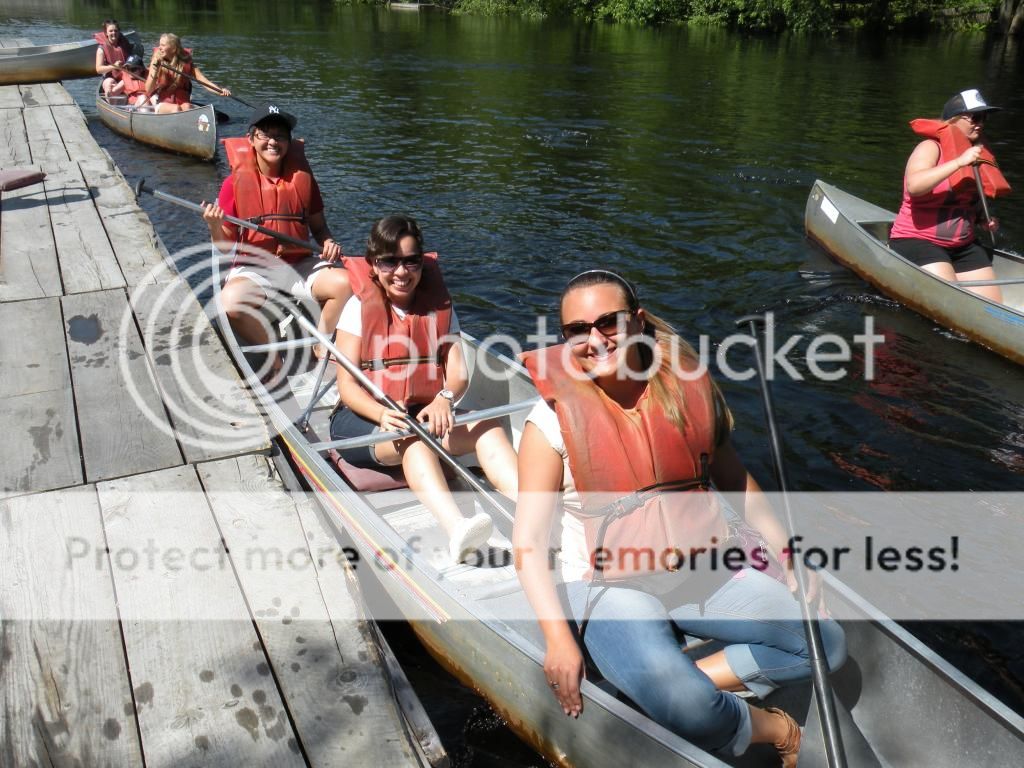 Au Pair picnic and canoe in historic Concord, Massachusetts Bettina